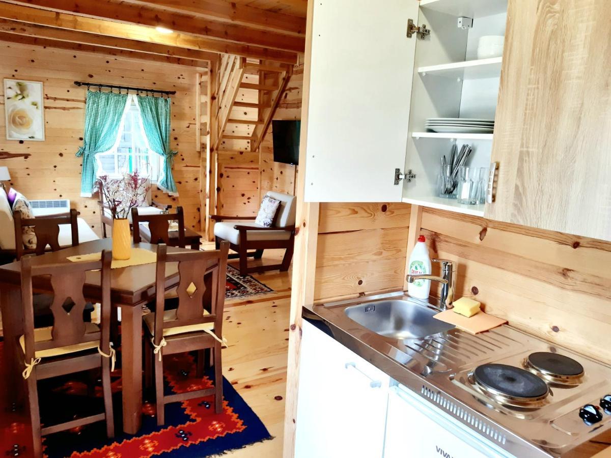El Paso City, Zlatibor - Unique Wooden Cottages, Treehouse, Wild West Rooms, Accommodation 1-6 People Ngoại thất bức ảnh