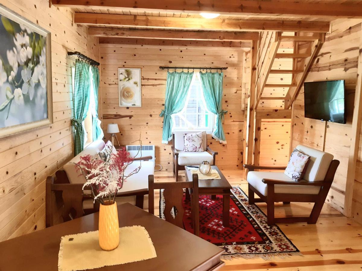 El Paso City, Zlatibor - Unique Wooden Cottages, Treehouse, Wild West Rooms, Accommodation 1-6 People Ngoại thất bức ảnh