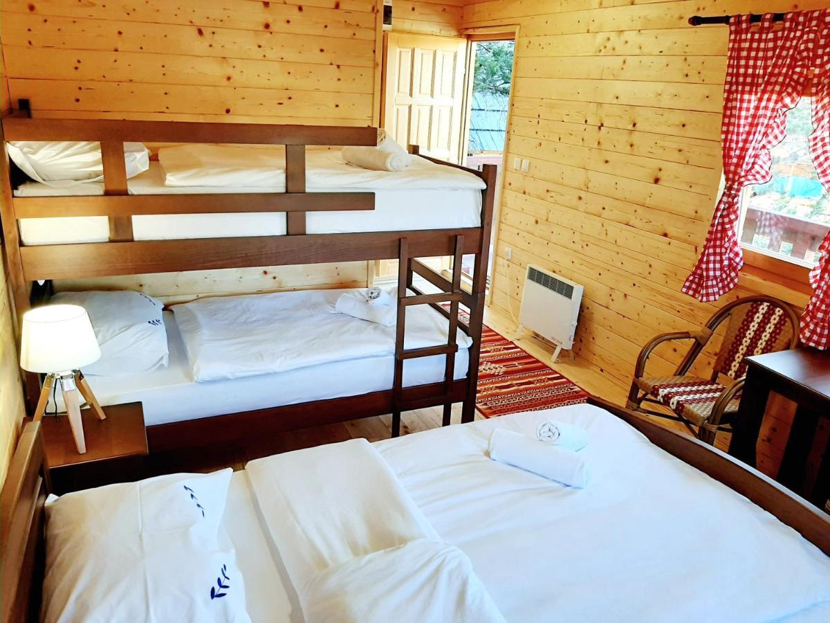El Paso City, Zlatibor - Unique Wooden Cottages, Treehouse, Wild West Rooms, Accommodation 1-6 People Ngoại thất bức ảnh
